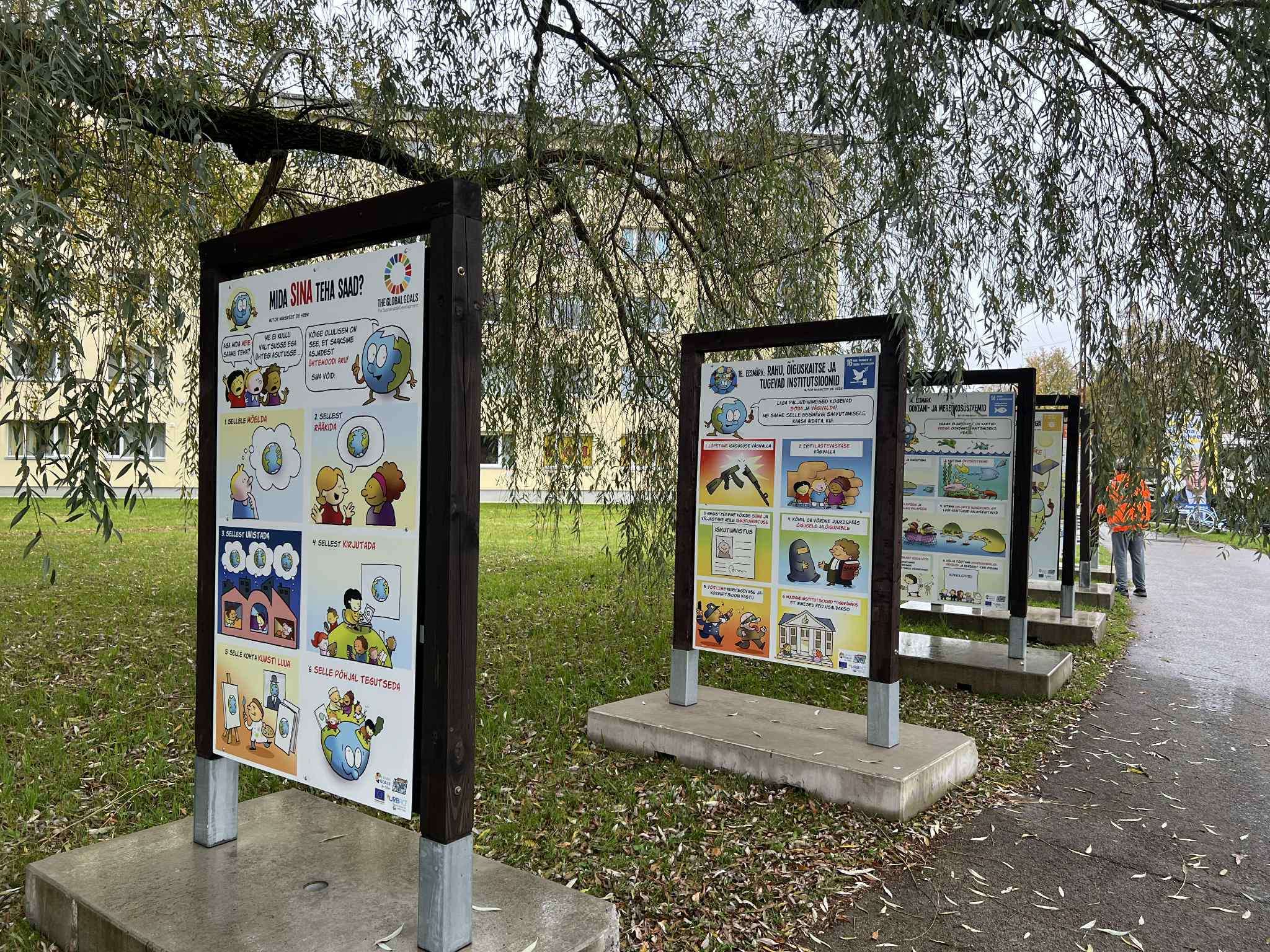 koomiksinäitus 1