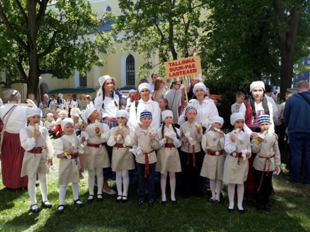 SadaSäraSilma.jpg