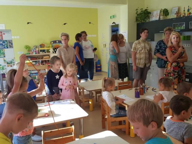 2018-08-17 külas Narva Lasteaia Tareke õpetajad.jpg