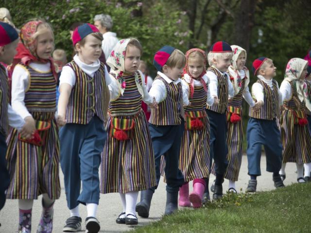 Haridusameti pildialbum - 2018/2019. õa - Mustamäe lasteaedade VII laulupeoke "Kes aias" (29.05.19)