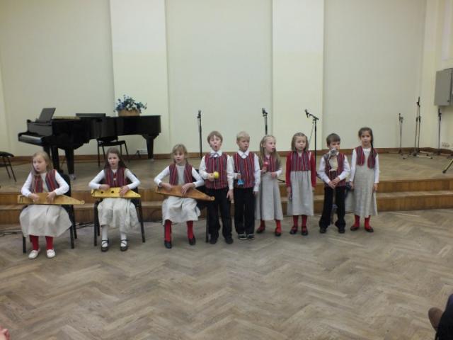 Põhja-Tallinn - Noored - Uut moodi rahvalaul 15.11.2012