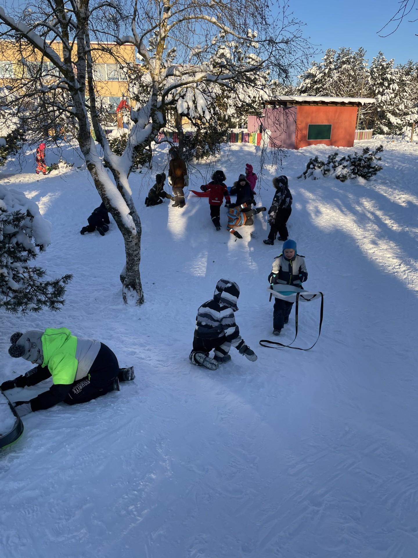 Kihnu Lasteaed talvel