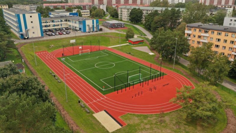 Koolistaadionite avamine