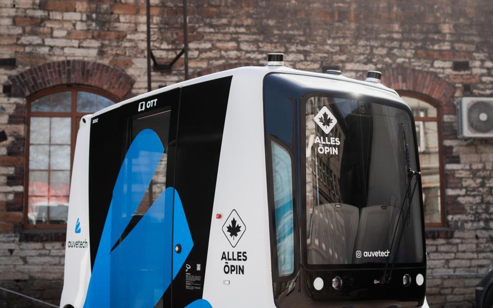 Eesti ettevõtte Auve Tech loodud isejuhtiv buss.