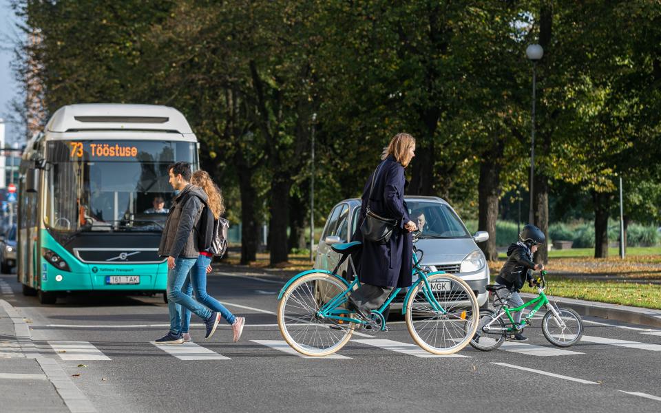 liiklus (foto - Ilja Matusihis).jpg